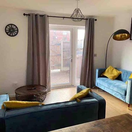 Beautiful 4-Bed House In Lincoln- Close To Centre Εξωτερικό φωτογραφία