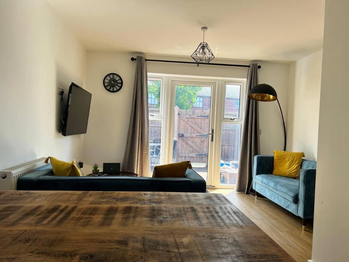 Beautiful 4-Bed House In Lincoln- Close To Centre Εξωτερικό φωτογραφία